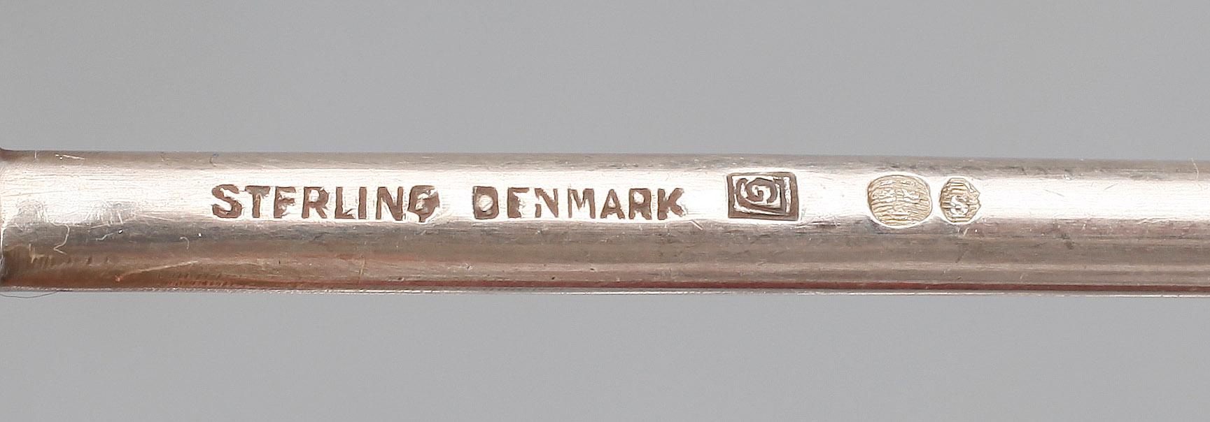 PARTI SILVER, 11 delar, silver, mest Georg Jensen, bla "Pyramid", mest 1930-tal. Tot ca 252 gram.