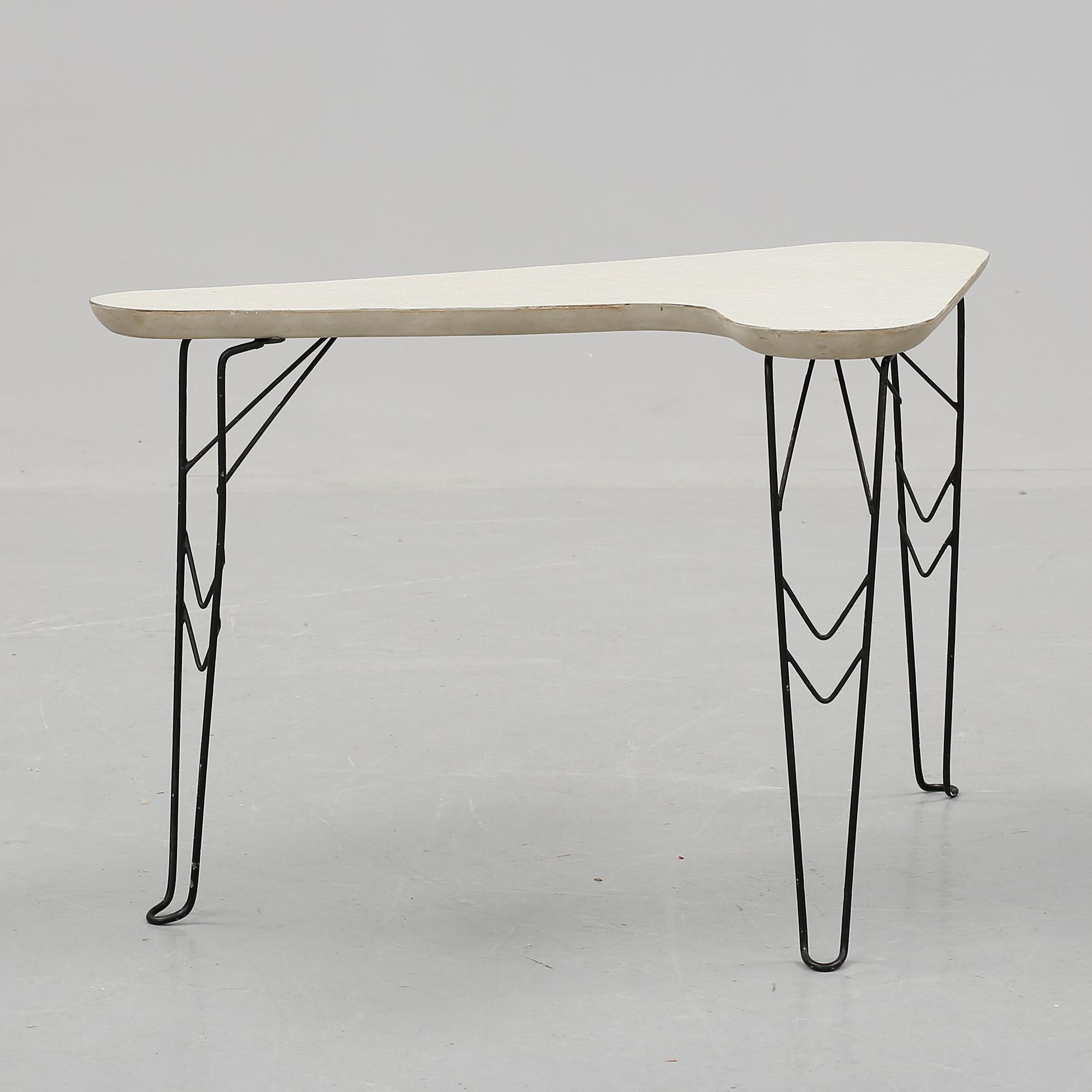 SIDOBORD/SOFFBORD, 1900-talets andra hälft.