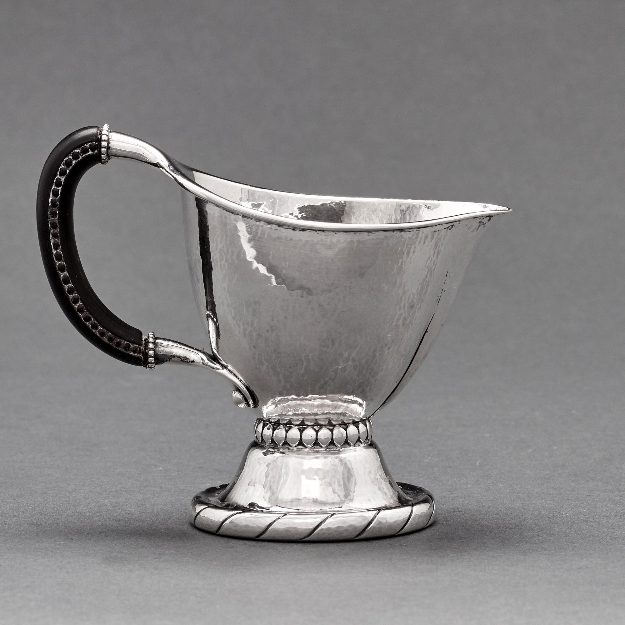 Georg Jensen, a 4 pieces coffee and tea service, Copenhagen 1915-19, 830/1000 silver. Design nr 88.