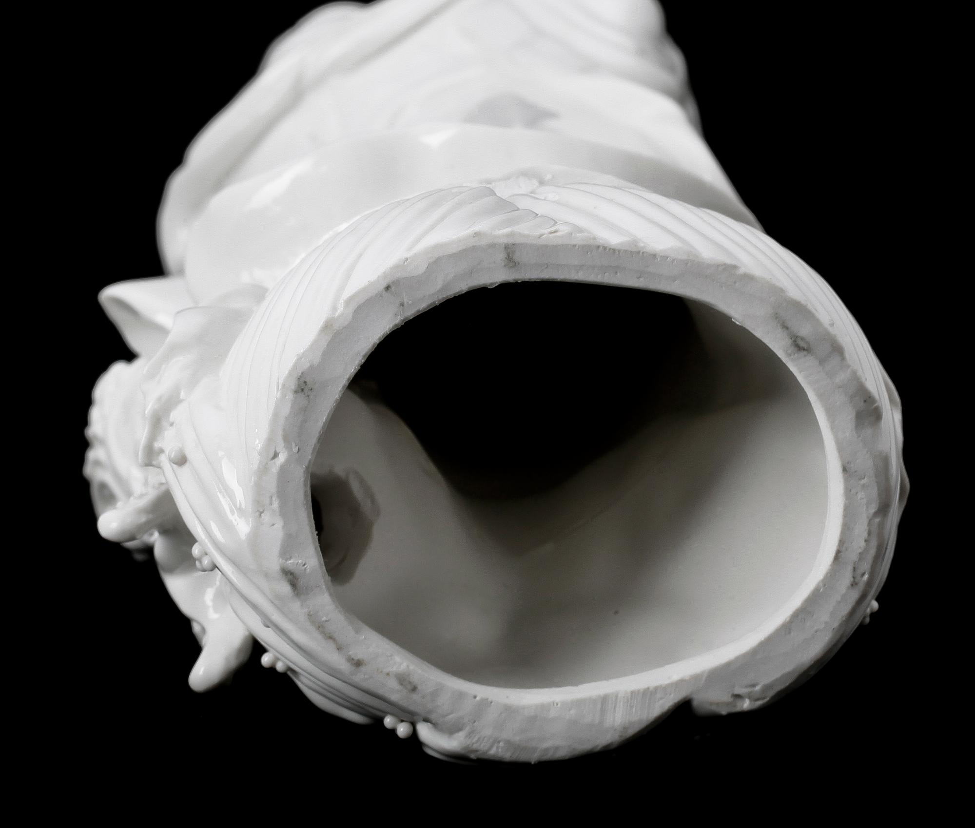 FIGURIN, porslin, Kina, 1900-tal.