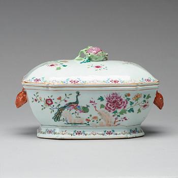 A famille rose 'double peacock' tureen with cover and stand, Qing dynasty, Qianlong (1736-1795).