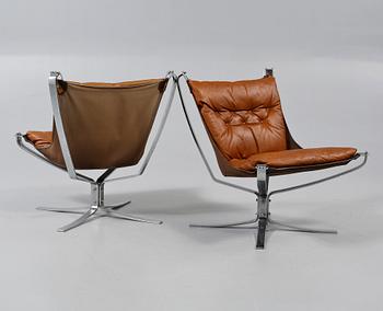 FÅTÖLJER, ett par "Falcon chair", Sigurd Russel, Vatne möbler, Norge, 1970-tal.