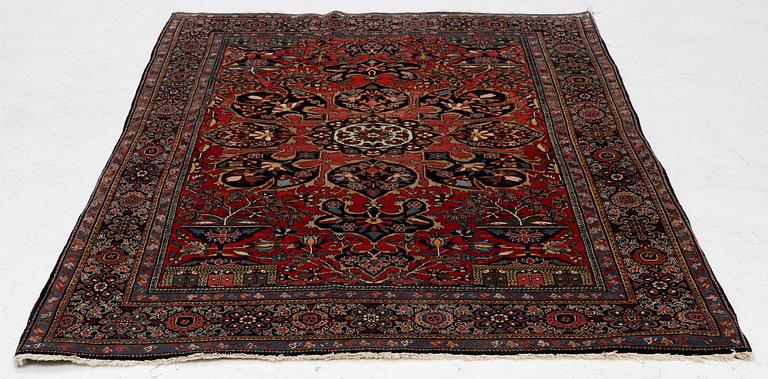 Matta, Keshan, ca 190 x 130 cm.