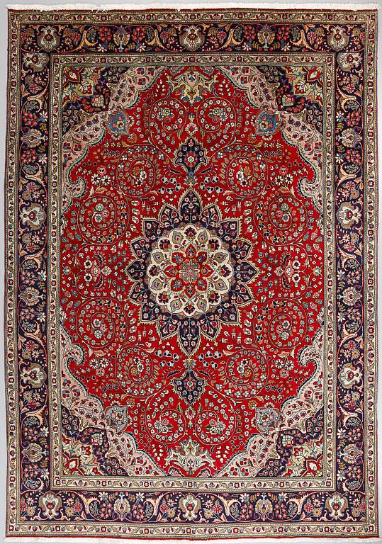 MATTA, Täbris, 390 x 300 cm.
