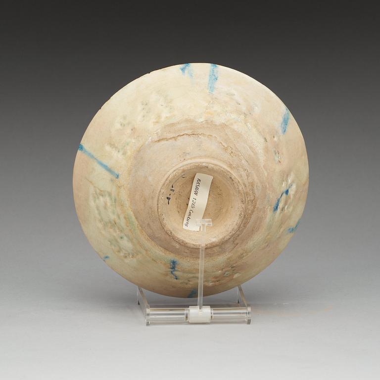 SKÅL. Diameter 19 cm. Iran, Keshan 1100-talets andra hälft.