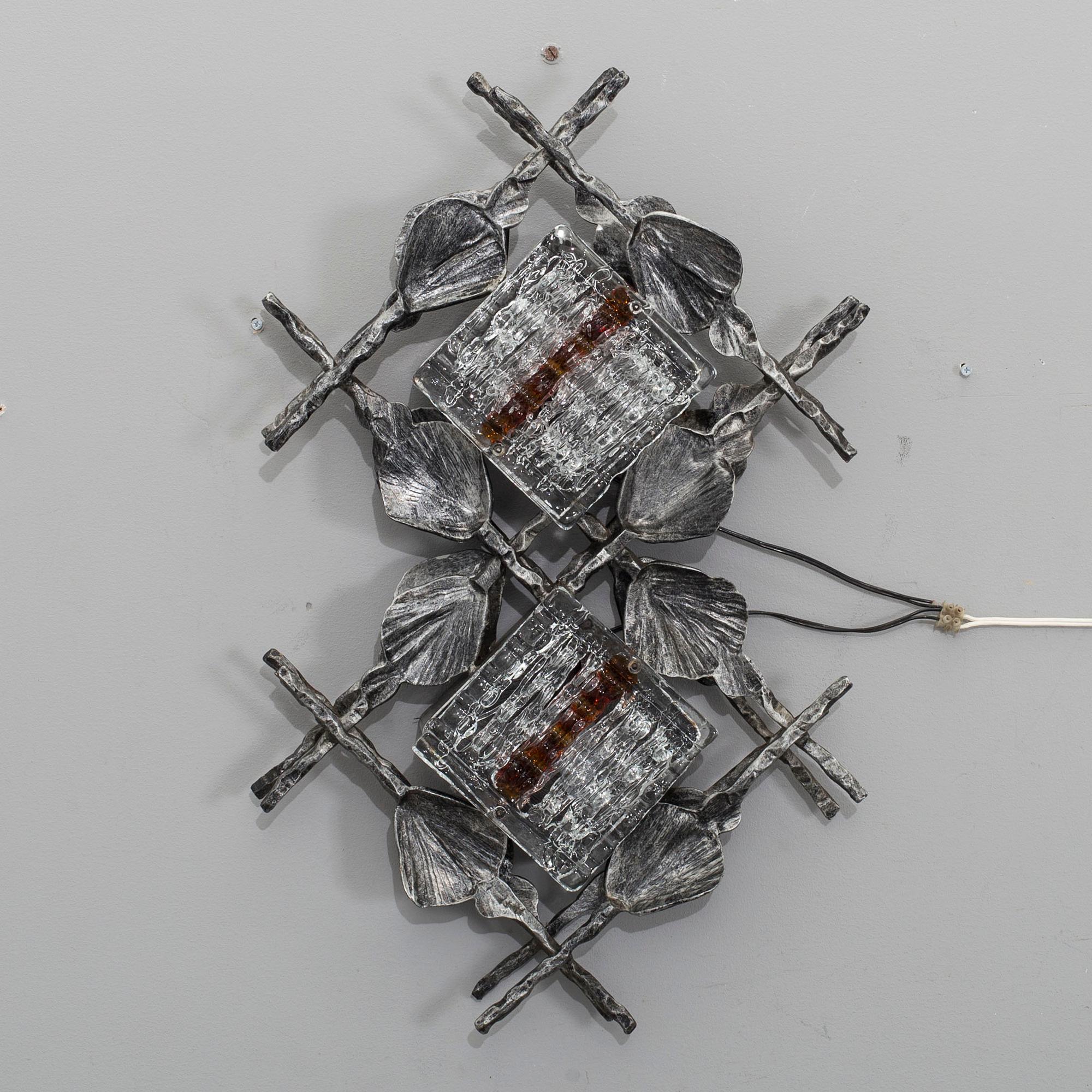 A wall lamp by Tom Ahlström & Hans Ehrlich from the 1960s.