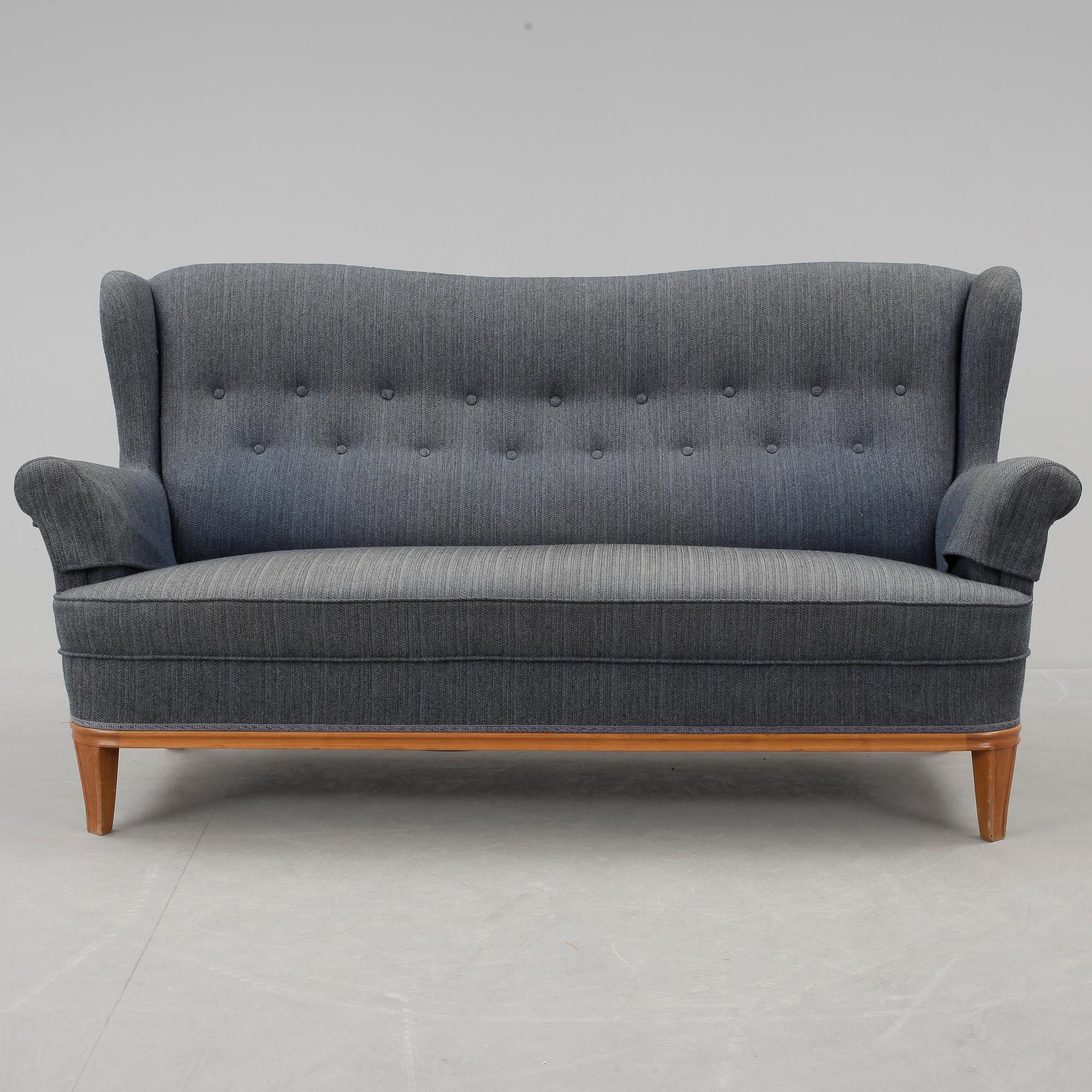 SOFFA, troligen Carl Malmsten. omkring 1900-talets mitt.