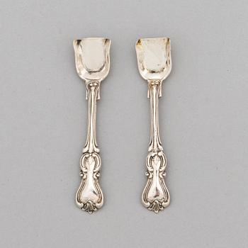 A pair of silver salt spoons, maker's mark Carl Adolf Seipel, Saint Petersburg 1853.