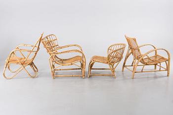 BORD samt 4 olika fåtöljer, troligen Viggo Boesen, en fåtölj okänd formgivare.