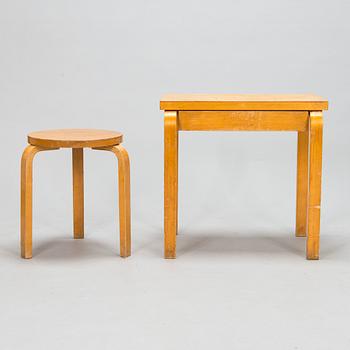 Alvar Aalto, Early 1950s table and '60' stool for för O.Y. Huonekalu-ja Rakennustyötehdas A.B.