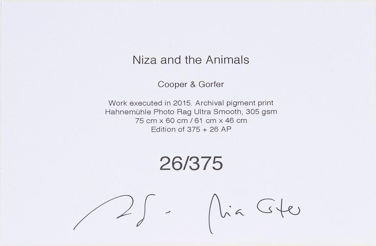 Cooper & Gorfer, archival pigment print, signerad 26/375 a tergo.