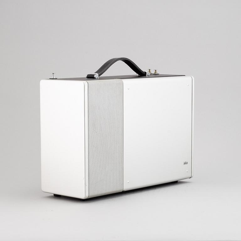 A T1000 radio, designed by Dieter Rams för Braun 1962.