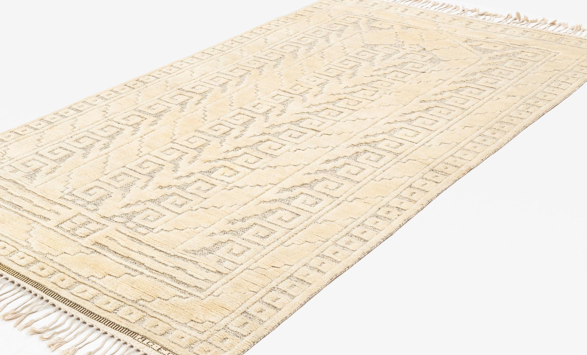 Märta Måås-Fjetterström, Matta, "Vita spetsporten", reliefflossa, ca 270 x 164 cm, signerad AB MMF A.C.E. C 1962.