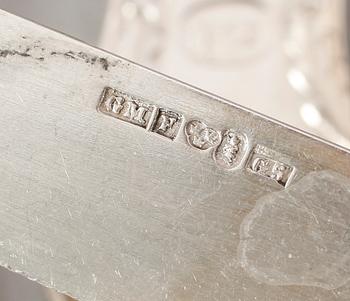 BESTICK, 21 delar, silver, modell Kings pattern, engelsk snäckmodell, GW Richter, bla 1849. Total vikt ca 1226 g.