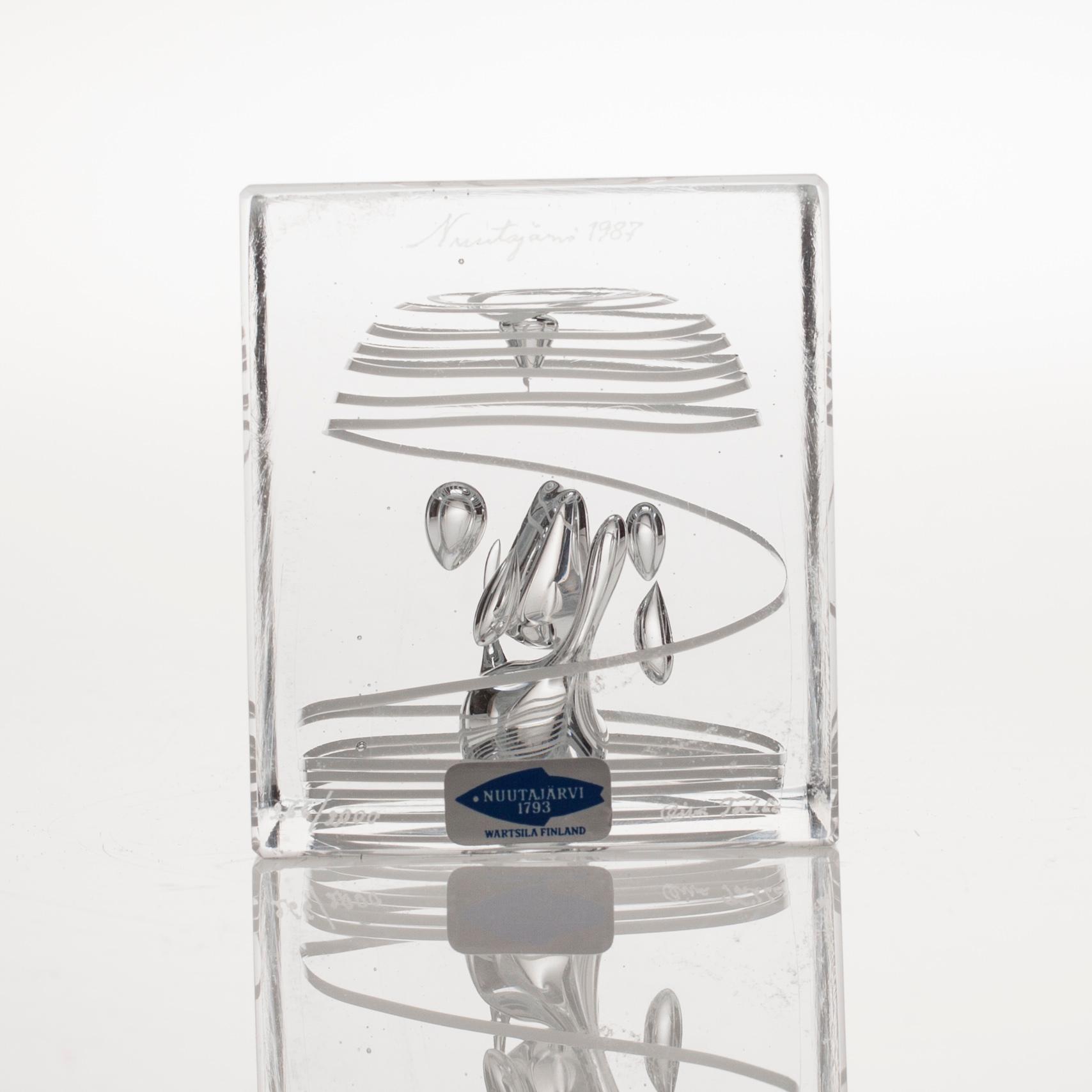 ÅRSKUB, glas, signerad Oiva Toikka, Nuutajärvi 1987, 568/2000.