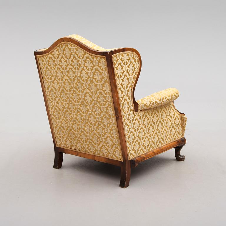 FÅTÖLJ, 1900-talets första hälft.