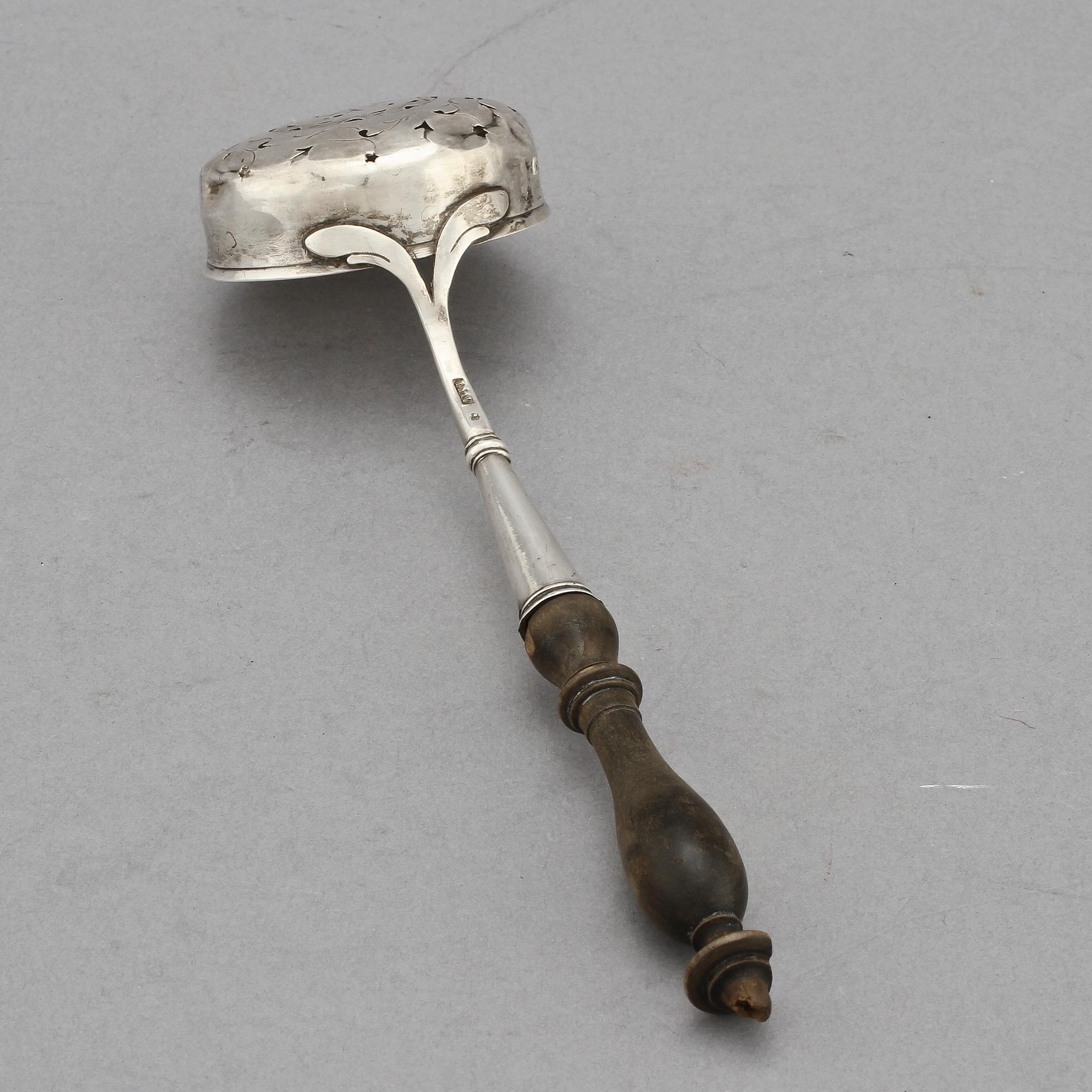 STRÖSKED, silver, stmpl IML, 1800-tal. Tot vikt 50 g.