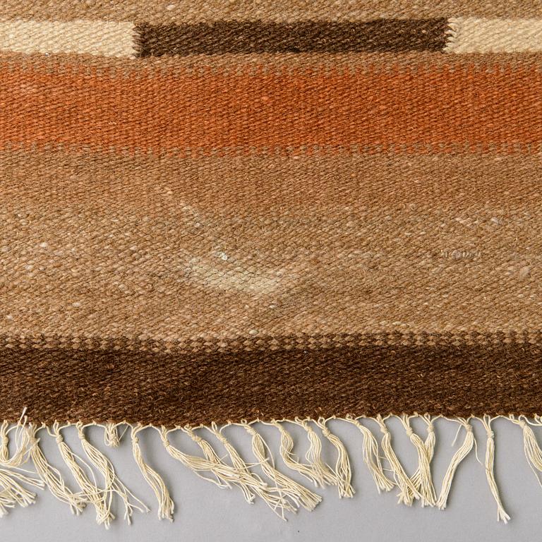 A 1930s Finnish flat weave carpet. Circa 335x220 cm.