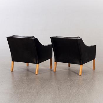 Børge Mogensen, a pair of lounge chairs modell 2209.