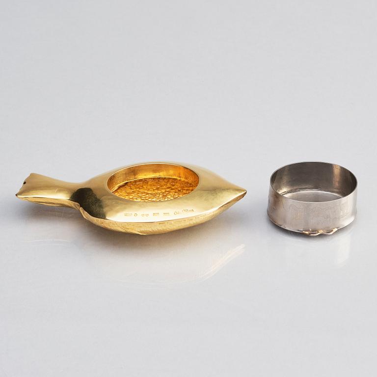 Olle Ohlsson, dosa, Stockholm 1978, 20K guld, insats 18K vitguld.