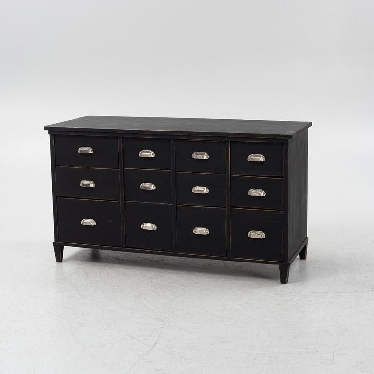Sideboard med lådor, samtida.