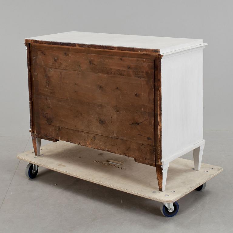 BYRÅ, sengustaviansk, 1800-talets början.