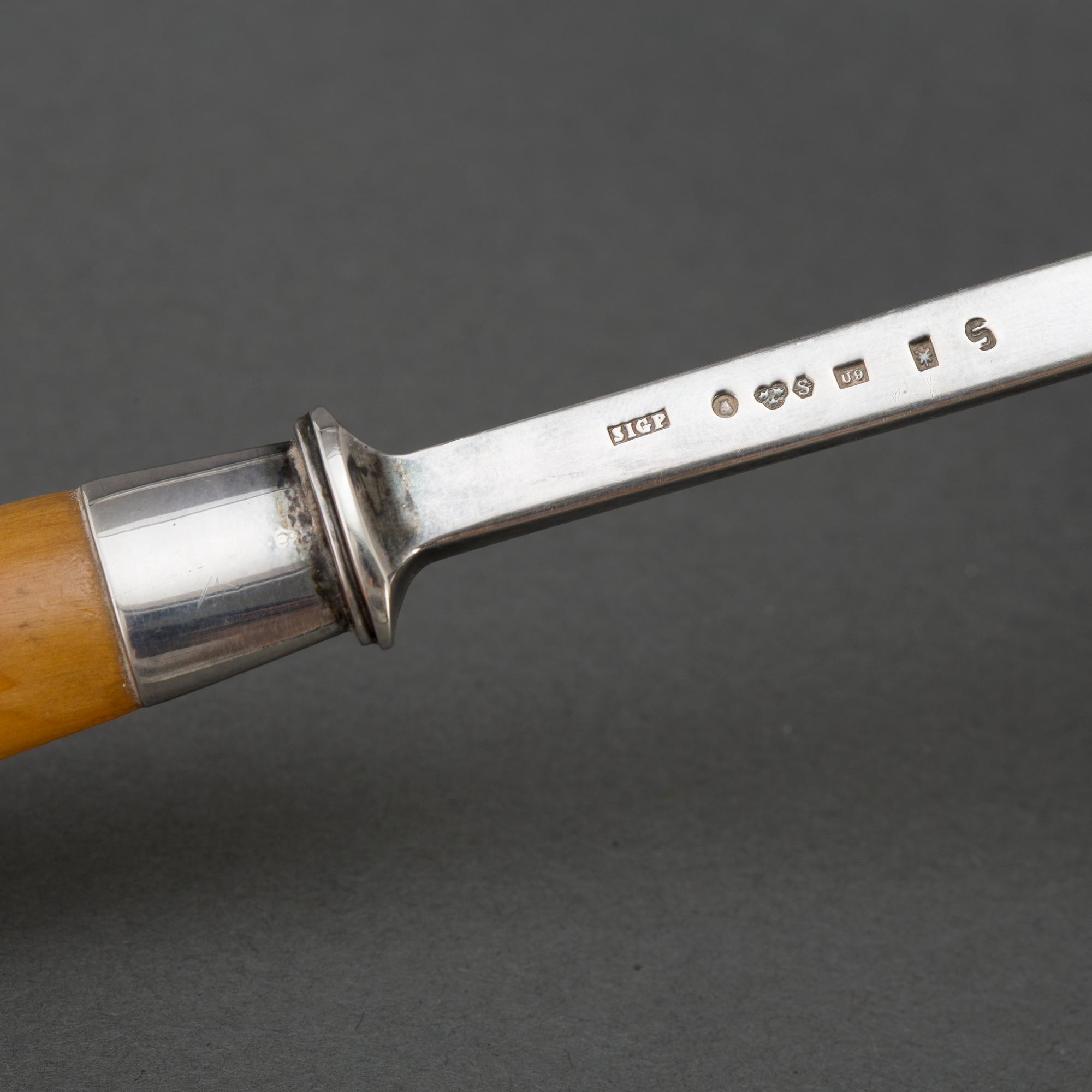 A Sigurd Persson silver soup ladle, Stockholm, 1970.