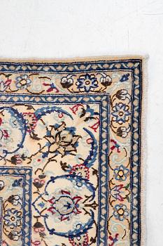 Rug, Nain, part silk, approx. 284 x 187 cm.
