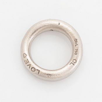 Ole Lynggaard "love ring" with brilliant-cut diamonds.