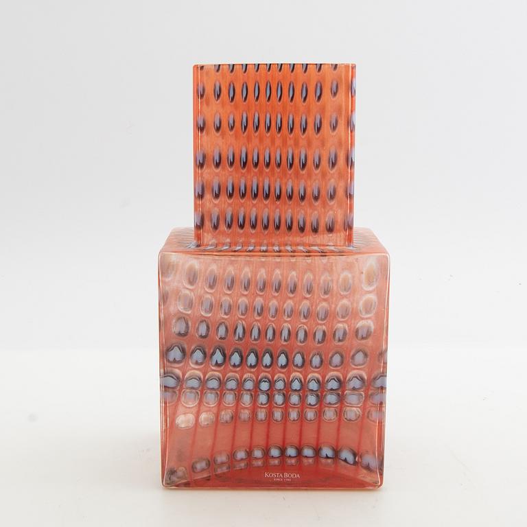 Bertil Vallien, vas, "Metropolis", Kosta Boda.