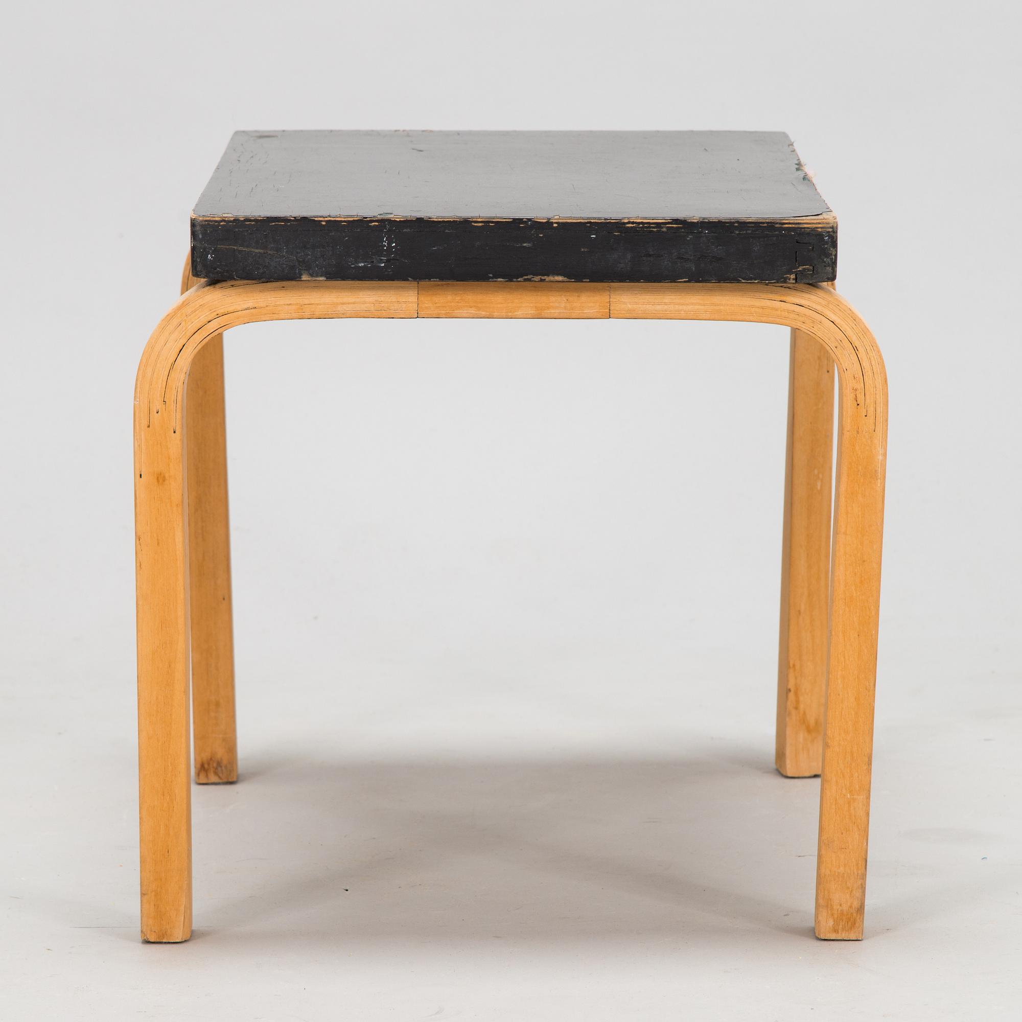 Alvar Aalto, bord, modell 86 för O.Y. Huonekalu- ja Rakennustyötehdas A.B. 1900-talets mitt.