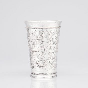 A German baroque silver beaker, marks of Leonhard Rothaer I, Hamburg.