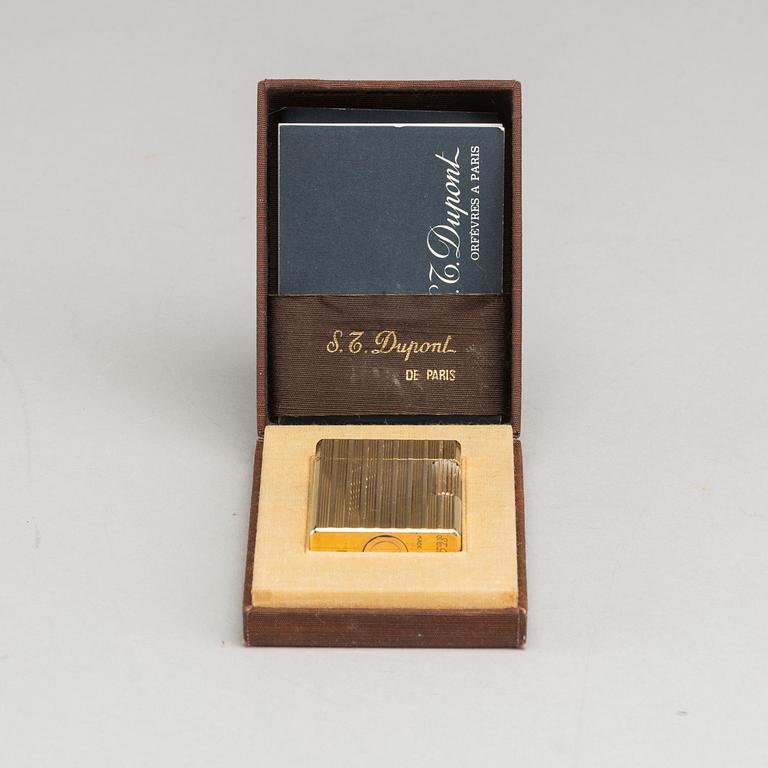 A Dupont de Paris lighter, second half of the 20th century.