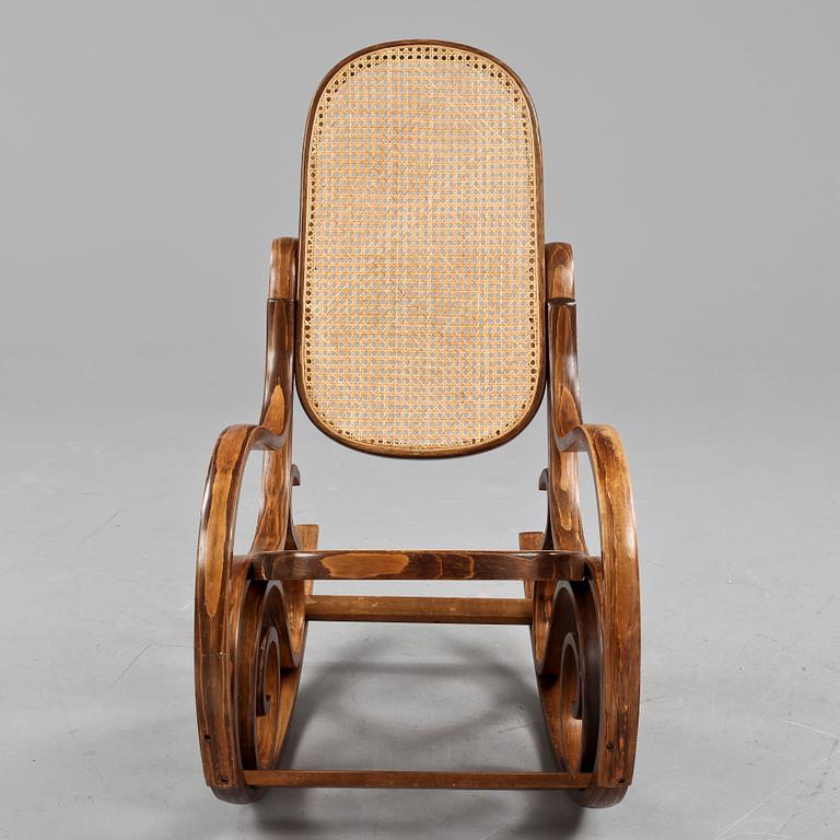 GUNGSTOL, Thonet-typ, 1900-talets andra hälft.