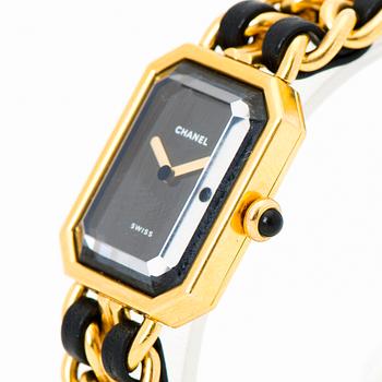 CHANEL, Premiere, armbandsur, 26 x 20 mm.