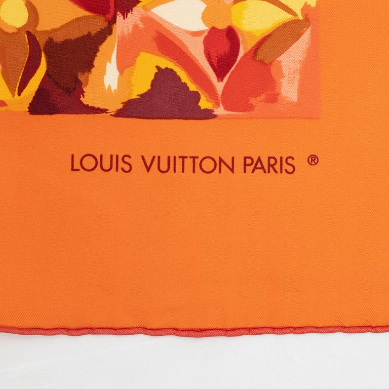 Louis Vuitton, scarf.