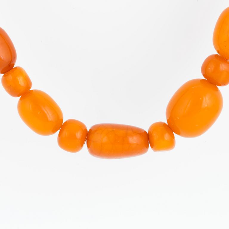 NECKLACE, amber beads.