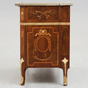 A Gustavian late 18th century commode.