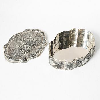 A silver box, Baroque style, 20th Century.