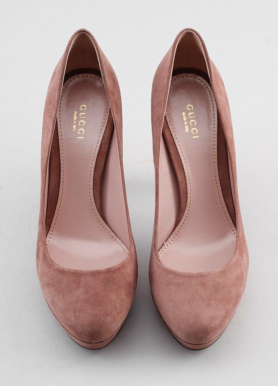 SKOR, 1 par, Gucci.