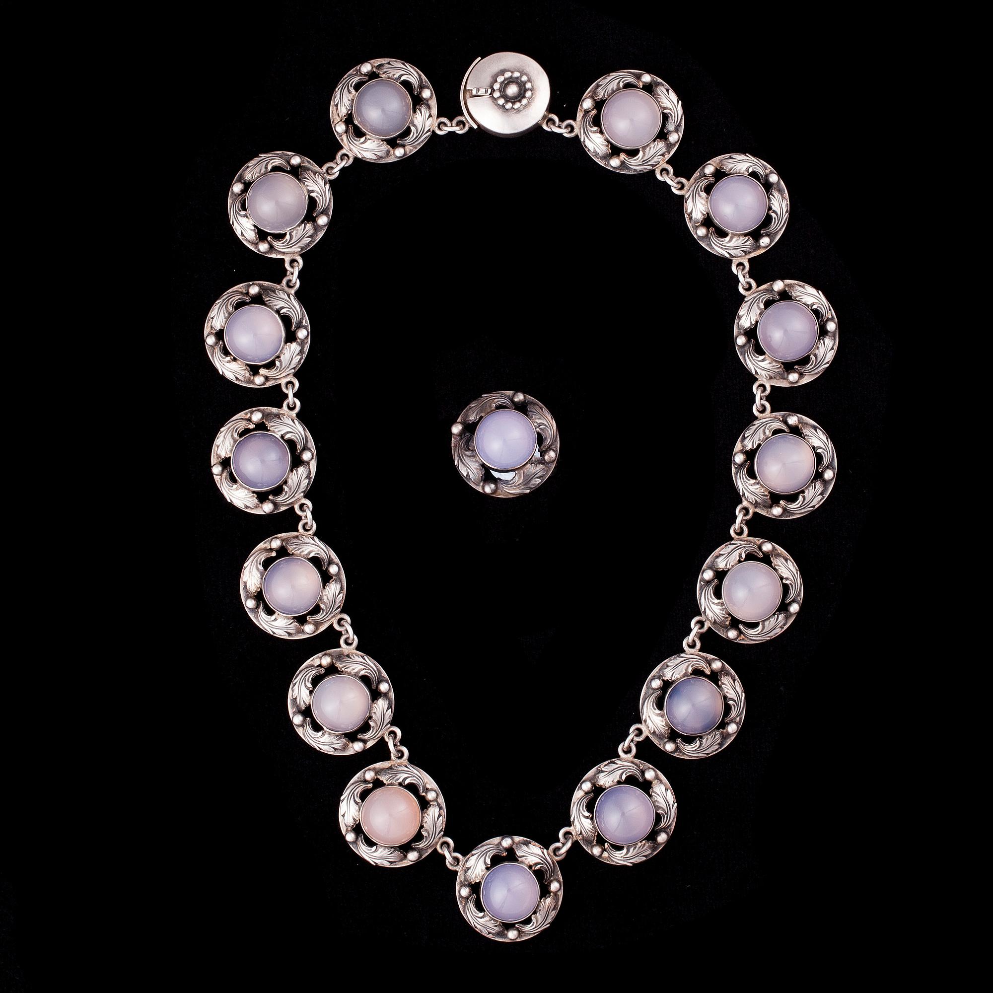 HALSSMYCKE samt RING, sterlingsilver och glas, stämplade Brd B (Bjorklund), Danmark, 1940-50-tal.