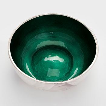 A. Tillander, skål, sterlingsilver och emalj, Åbo 2005.