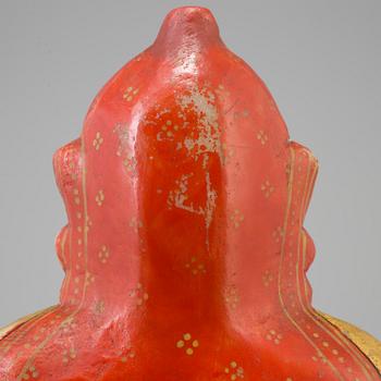 An alabaster sculpture of a deity, India, 20th Century.