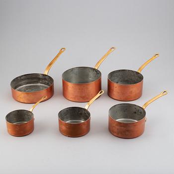 6 saucepans, copper,
