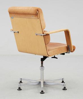 SKRIVBORDSSTOL, "Plaano" av Yrjö Kukkapuro för Avarte, Finland.