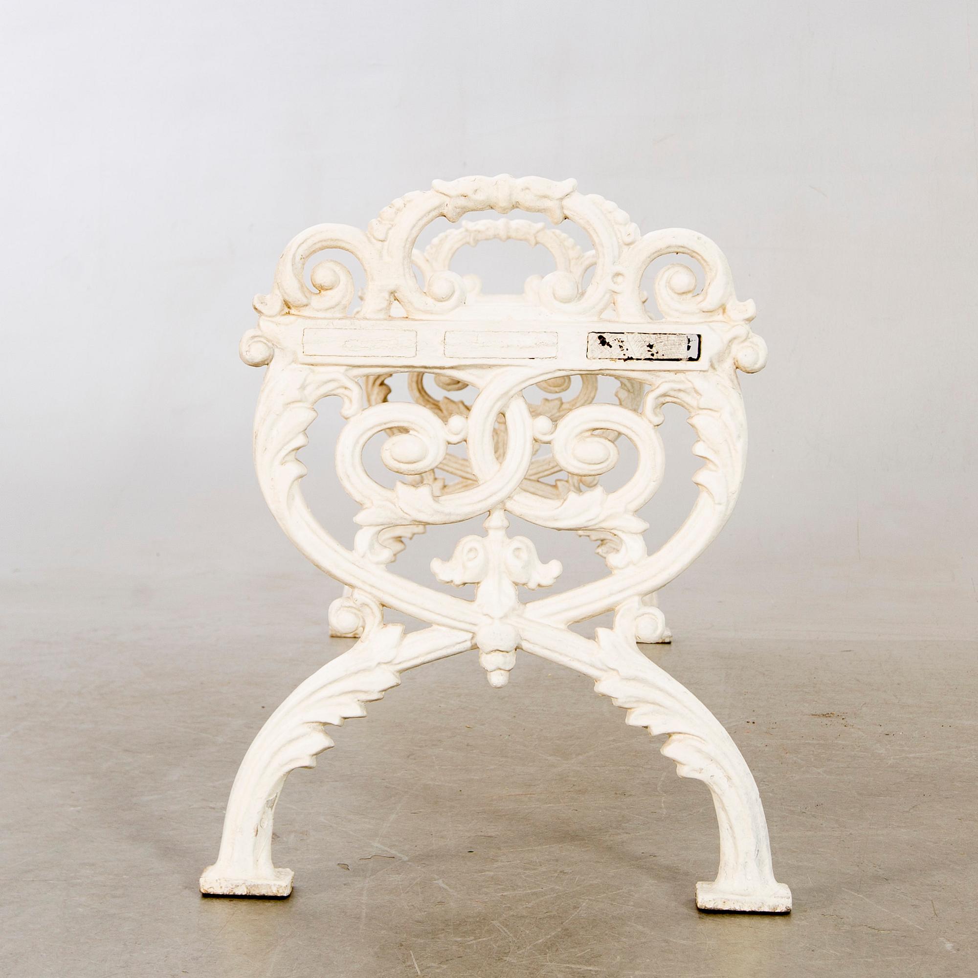 TRÄDGÅRDSBÄNK 1900-tal lättmetall.