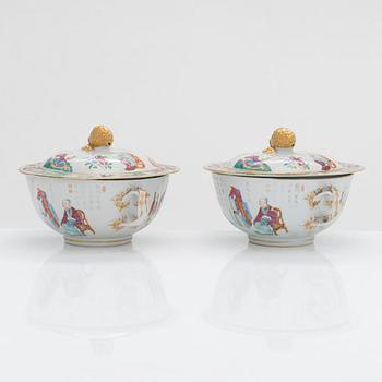 Two lidded porcelain bowls, Canton, China 19th century.