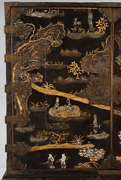 Cupboard, Japan, Edo (1603-1868), later stand.