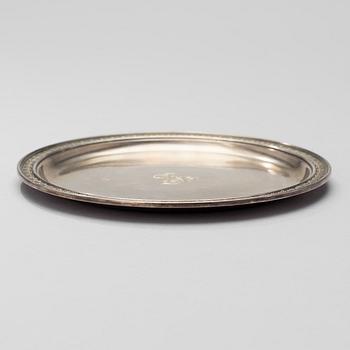 A PLATE, silver, Fabergé, St:Petersburg 1899-1908, Stefan Wäkevä, weight 162 g.