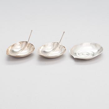 Tapio Wirkkala, skålar, 3 st, sterlingsilver, Kultakeskus, Tavastehus 1959 och 1969.